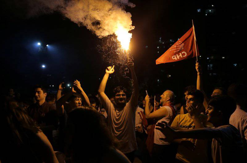 İstanbul'da Ekrem İmamoğlu kutlaması 5