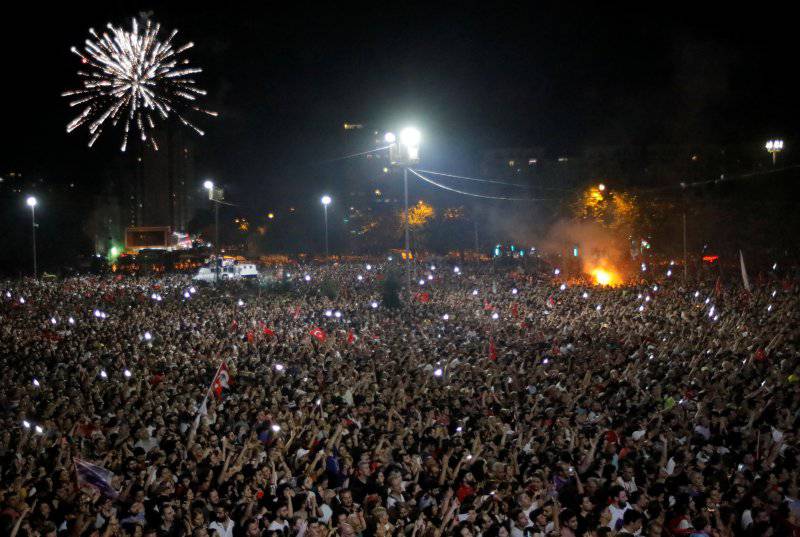 İstanbul'da Ekrem İmamoğlu kutlaması 7