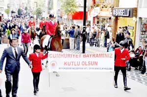 SAMSUN'DA POLİS BANDOSUNA BÜYÜK İLGİ