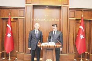 TRABZON VALİSİ VALİ ŞAHİN'İ ZİYARET ETTİ