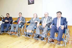 150 tekerlekli sandalye sahiplerine ulaştırıldı