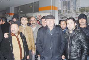 İşten atılan 242 taşeron işçi işe iade davası açtı