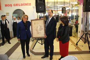 Ak Parti Yemekte buluştu