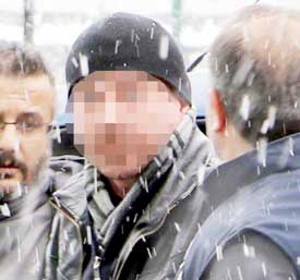 Bilezik Gaspına Tutuklama