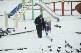 Samsun'da kar bitti, yağmur başladı