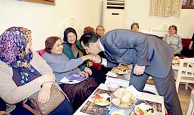 "GELECEK NESİLLERİN SAHİBİ KADINLARIMIZDIR"