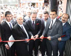 MHP İlkadım İlçe Binası dualarla açıldı