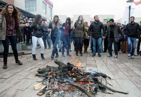 OMÜ'de nevruz ateşi yakıldı