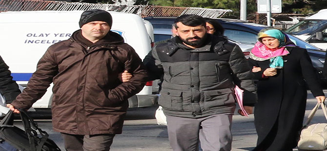 FETÖ 3'ü kadın 21 kişi gözaltında