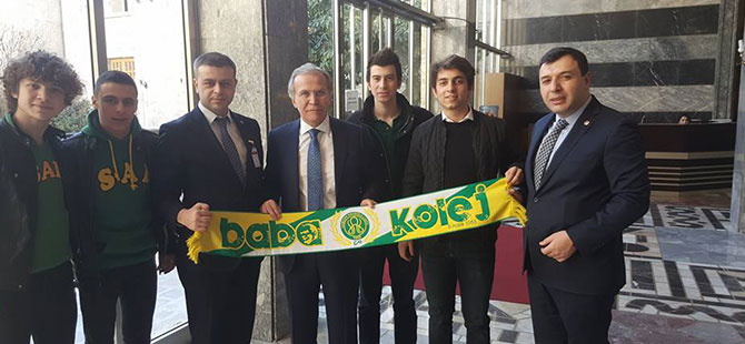 Genç Vekil, Gençlere Olan sözünü Tuttu
