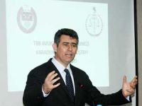 Dibine kadar siyaset yapıyoruz