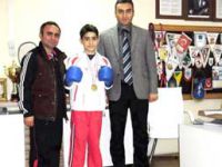 "GÖĞSÜMÜZÜ KABARTAN SPORCUMUZU KUTLUYORUM"