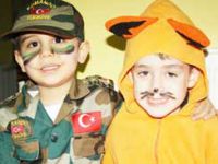 NEŞELİ YÜZLERDE MUHTEŞEM KOSTÜM BALOSU