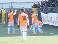 LADİK BELEDİYESPOR LİDER'İ DEVİRDİ