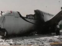 Havaalanını bombaladılar