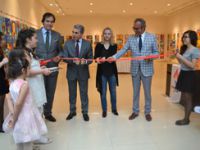 Miniklerin Sergisi Piazza'da Açıldı