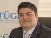 TÜGİAD'DAN ÇİFTE MESAJ