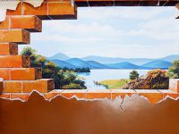 EĞİTİMCİ RESSAM ESERLERİYLE OKULUNA HAYAT VERİYOR