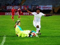 M'BİLLA'DAN HEYECANLANDIRAN PAYLAŞIM