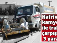 Hafriyat kamyonu ile traktör çarpıştı: 3 yaralı