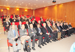 Rektör Akandan tam destek