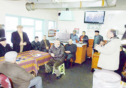 Ak Partiye tatil yok