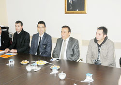 Genç, AK gençlerle buluştu