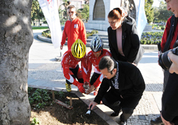 Üzerlerine Samsun toprağını serpecekler