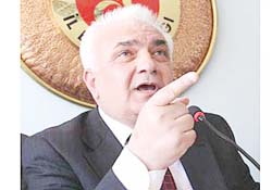 MHP meclis üyelerine sahip çıktı