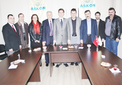 çalışmalarınızı takdirle takip ediyoruz