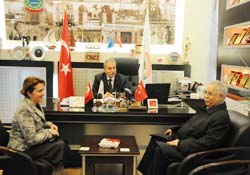 Askıda ekmeğe övgü