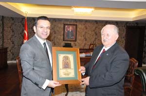 İki Aksoy bir arada