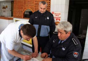 Halkın sağlığıyla oynayana taviz yok !