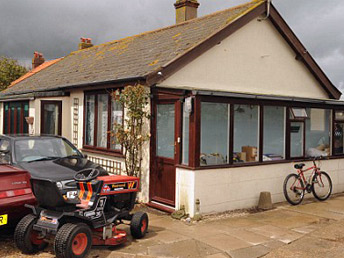 Bu evin değeri 2.5 YTL!