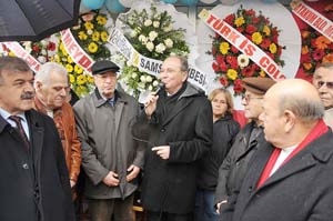 Atakum'da 2 işyeri daha açıldı