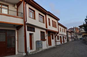 VEZİRKÖPRÜ SOKAKLARINDA ESKİ KENT DOKUSU CANLANIYOR