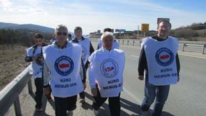 Bir günde 25 km yürüdüler