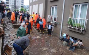 Felaketin üzeri örtülüyor mu?