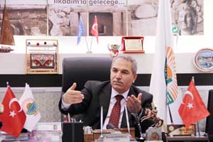 Türk kadını toplumun mimarı