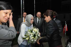 Kız Yurdu'nda akşam yemeği