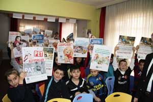 Öğrencilere hayvan sevgisi aşılanıyor