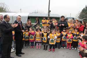 MİNİK ELLER FİDAN DİKTİ