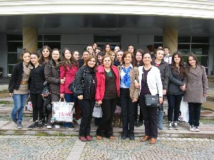 İlmek ilmek sevgiyi işlediler