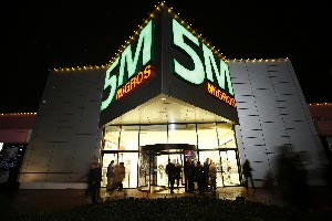 Samsun'un ilk hipermarketi açıldı