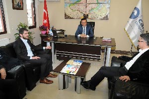 Dünyaya ayak uyduran Canik