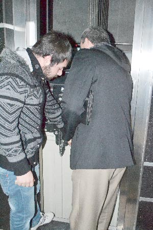 Ak Parti İl Binasında korkulu anlar