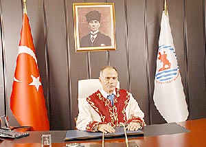 Özenilen bir üniversiteyiz