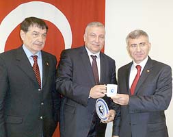 Balkan Türklüğü'nün meseleleri konuşuldu