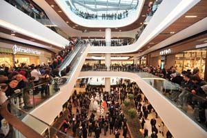 Ziyaretçileri 'Piazza Güzeli' karşılayacak