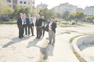 Mahallelinin sorunlarını dinledi